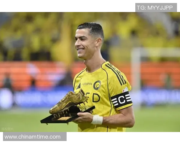 毛剑卿:梅西喜爱抱团取暖 缺少首领气质+像温室花朵 不如C罗勉励